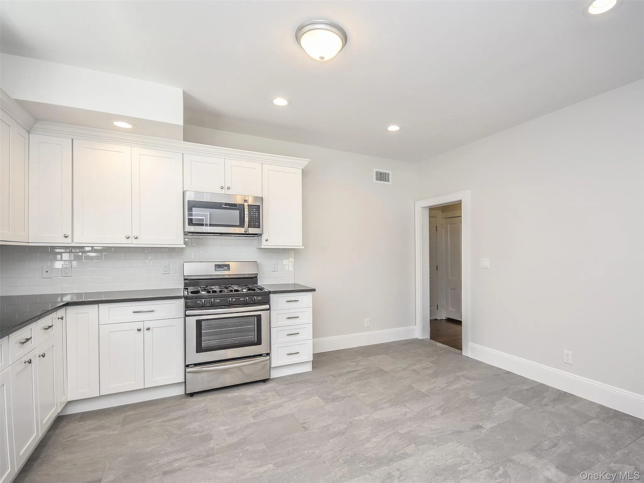 Large open kitchen Large open kitchen