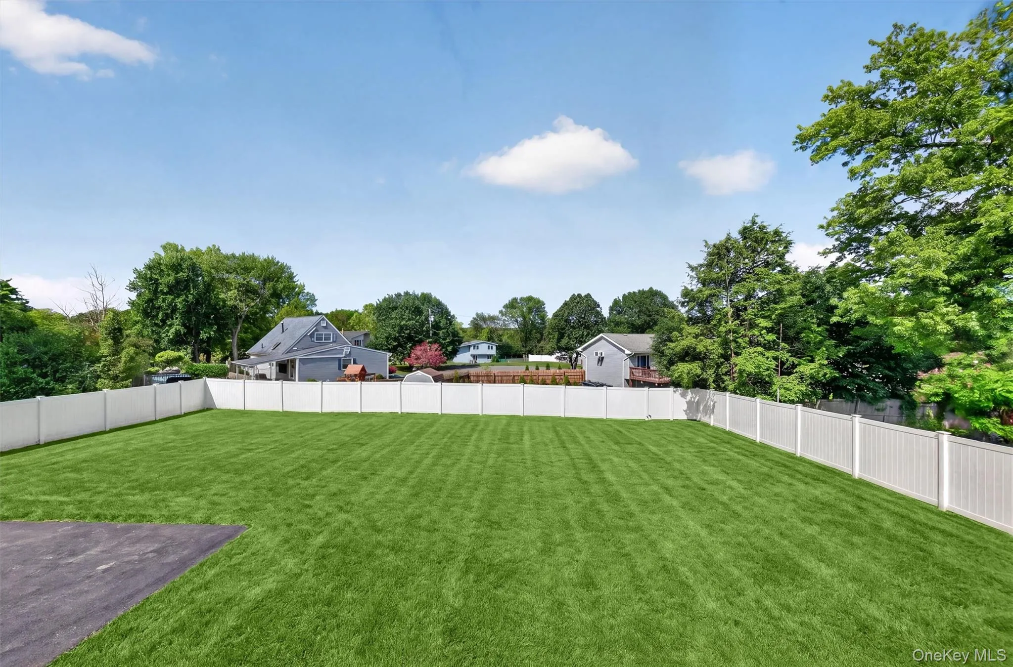 10 Tanglewood Drive, Goshen, NY, 4 Bedrooms Bedrooms, 8 Rooms Rooms,1 BathroomBathrooms,Residential,For Rent,Tanglewood,0,998342 10 Tanglewood Drive, Goshen, NY, 4 Bedrooms Bedrooms, 8 Rooms Rooms,1 BathroomBathrooms,Residential,For Rent,Tanglewood,0,998342