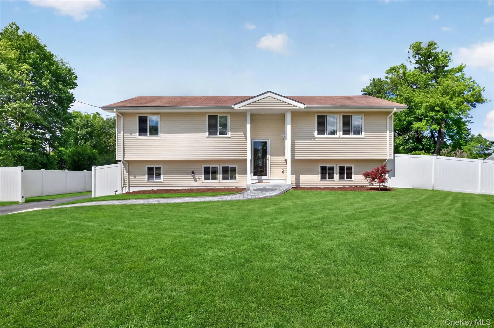 10 Tanglewood Drive, Goshen, NY, 4 Bedrooms Bedrooms, 8 Rooms Rooms,1 BathroomBathrooms,Residential,For Rent,Tanglewood,0,998342 10 Tanglewood Drive, Goshen, NY, 4 Bedrooms Bedrooms, 8 Rooms Rooms,1 BathroomBathrooms,Residential,For Rent,Tanglewood,0,998342