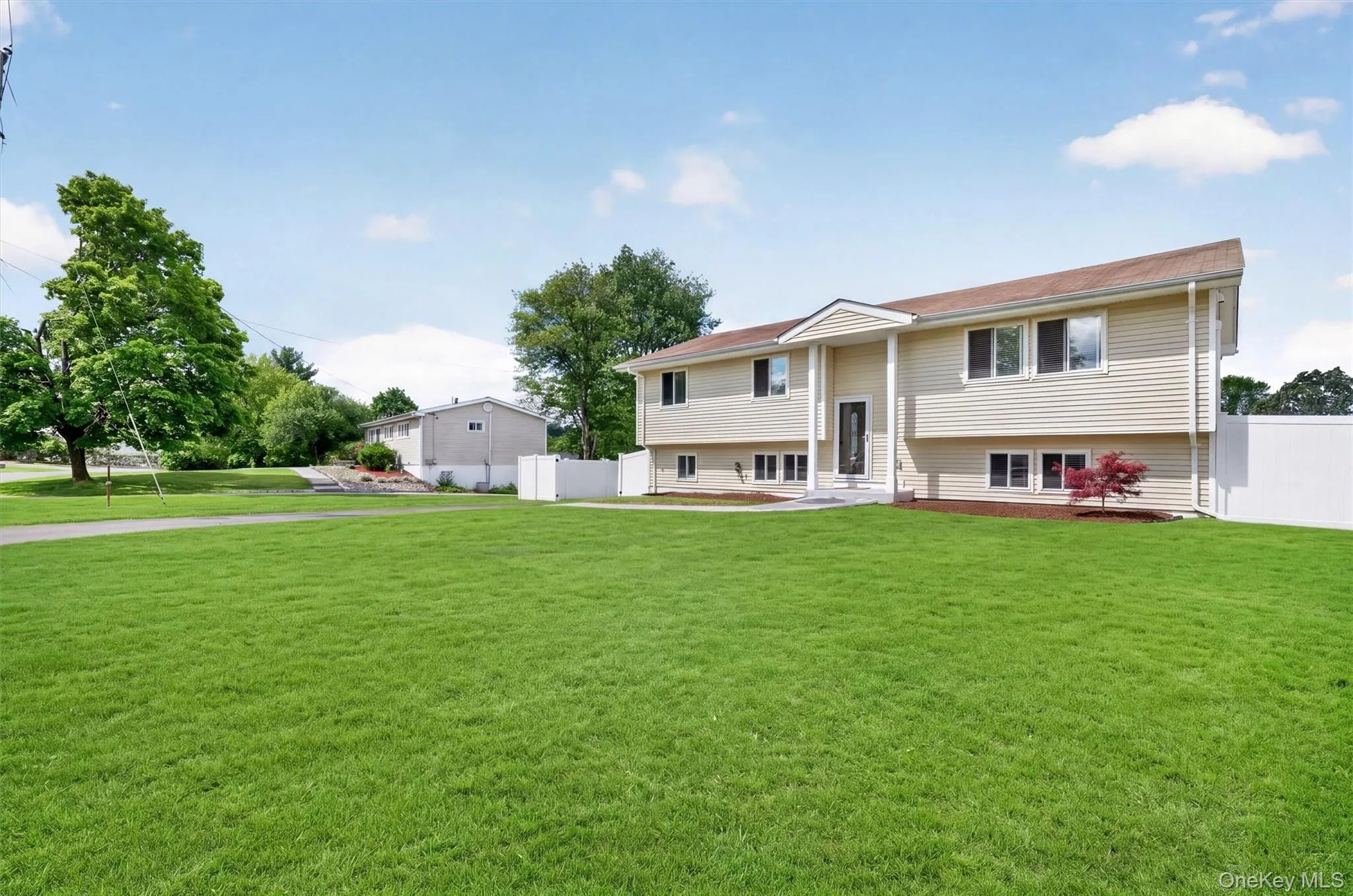 10 Tanglewood Drive, Goshen, NY, 4 Bedrooms Bedrooms, 8 Rooms Rooms,1 BathroomBathrooms,Residential,For Rent,Tanglewood,0,998342 10 Tanglewood Drive, Goshen, NY, 4 Bedrooms Bedrooms, 8 Rooms Rooms,1 BathroomBathrooms,Residential,For Rent,Tanglewood,0,998342