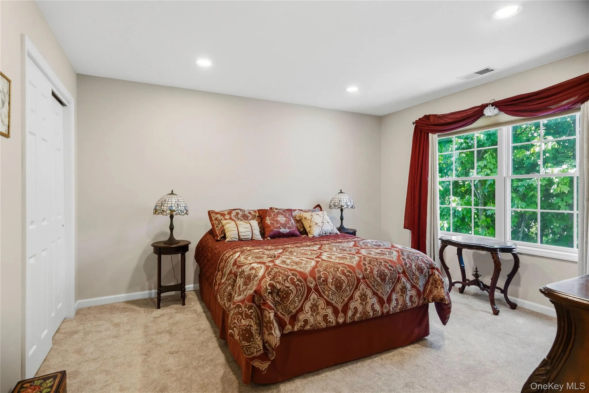 51 Eagle Circle, Islip, NY, 3 Bedrooms Bedrooms, 7 Rooms Rooms,2 BathroomsBathrooms,Residential,For Rent,Eagle,0,998345 51 Eagle Circle, Islip, NY, 3 Bedrooms Bedrooms, 7 Rooms Rooms,2 BathroomsBathrooms,Residential,For Rent,Eagle,0,998345