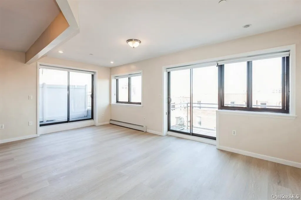 9411 65th Road, New York, NY, 1 Bedroom Bedrooms, 2 Rooms Rooms,1 BathroomBathrooms,Residential,For Rent,65th,0,998346 9411 65th Road, New York, NY, 1 Bedroom Bedrooms, 2 Rooms Rooms,1 BathroomBathrooms,Residential,For Rent,65th,0,998346