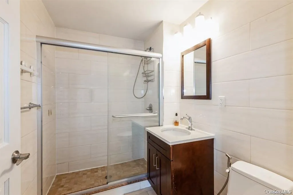 9411 65th Road, New York, NY, 1 Bedroom Bedrooms, 2 Rooms Rooms,1 BathroomBathrooms,Residential,For Rent,65th,0,998346 9411 65th Road, New York, NY, 1 Bedroom Bedrooms, 2 Rooms Rooms,1 BathroomBathrooms,Residential,For Rent,65th,0,998346