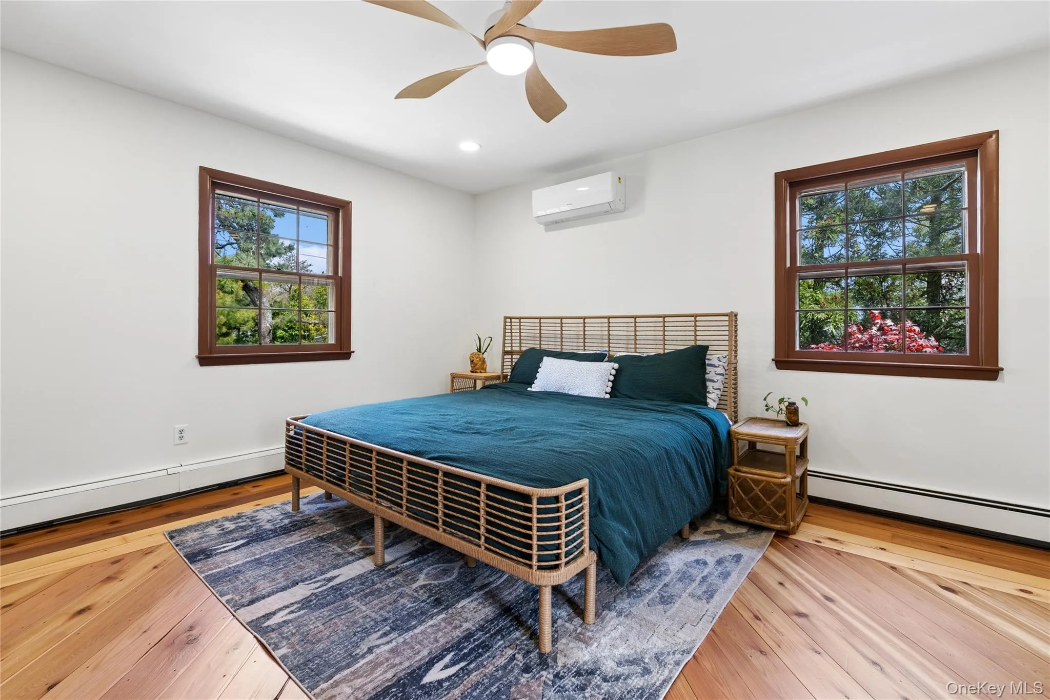 2 Ludlow Lane, Southampton, NY, 3 Bedrooms Bedrooms, 6 Rooms Rooms,2 BathroomsBathrooms,Residential,For Rent,Ludlow,0,998353 2 Ludlow Lane, Southampton, NY, 3 Bedrooms Bedrooms, 6 Rooms Rooms,2 BathroomsBathrooms,Residential,For Rent,Ludlow,0,998353