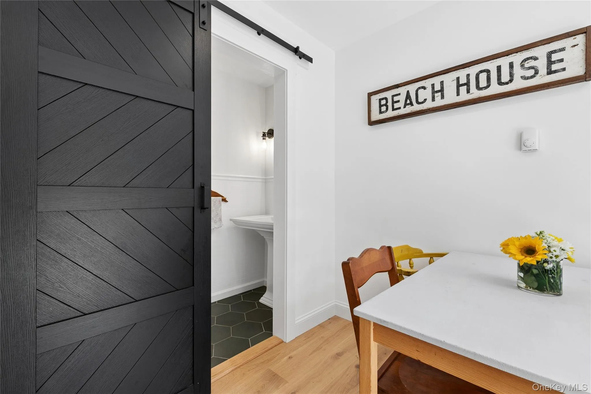 2 Ludlow Lane, Southampton, NY, 3 Bedrooms Bedrooms, 6 Rooms Rooms,2 BathroomsBathrooms,Residential,For Rent,Ludlow,0,998353 2 Ludlow Lane, Southampton, NY, 3 Bedrooms Bedrooms, 6 Rooms Rooms,2 BathroomsBathrooms,Residential,For Rent,Ludlow,0,998353