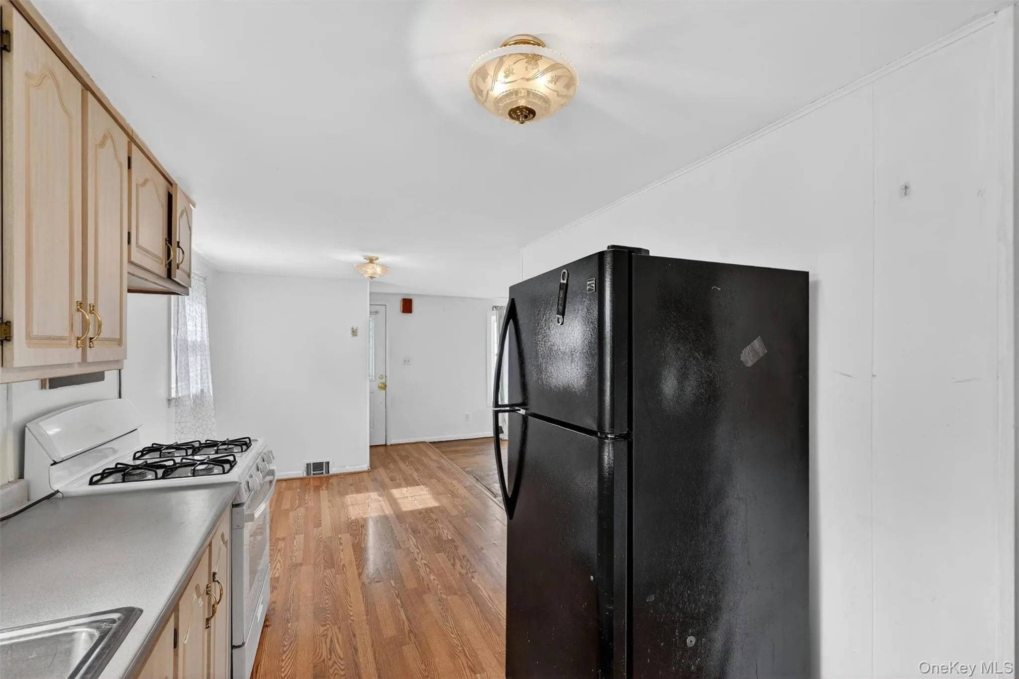 11 Bradley Lane, Montgomery, NY, 2 Bedrooms Bedrooms, 7 Rooms Rooms,1 BathroomBathrooms,Residential,For Rent,Bradley,0,998357 11 Bradley Lane, Montgomery, NY, 2 Bedrooms Bedrooms, 7 Rooms Rooms,1 BathroomBathrooms,Residential,For Rent,Bradley,0,998357