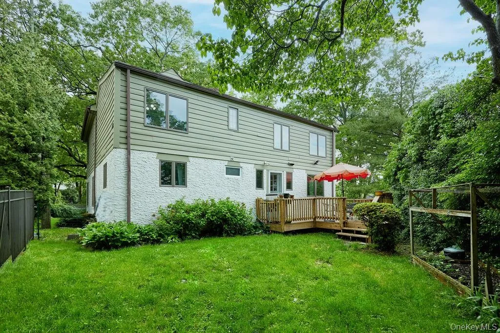 45 Linwood Road, New Rochelle, NY, 4 Bedrooms Bedrooms, 9 Rooms Rooms,3 BathroomsBathrooms,Residential Lease,For Rent,Linwood,0,998367 45 Linwood Road, New Rochelle, NY, 4 Bedrooms Bedrooms, 9 Rooms Rooms,3 BathroomsBathrooms,Residential Lease,For Rent,Linwood,0,998367