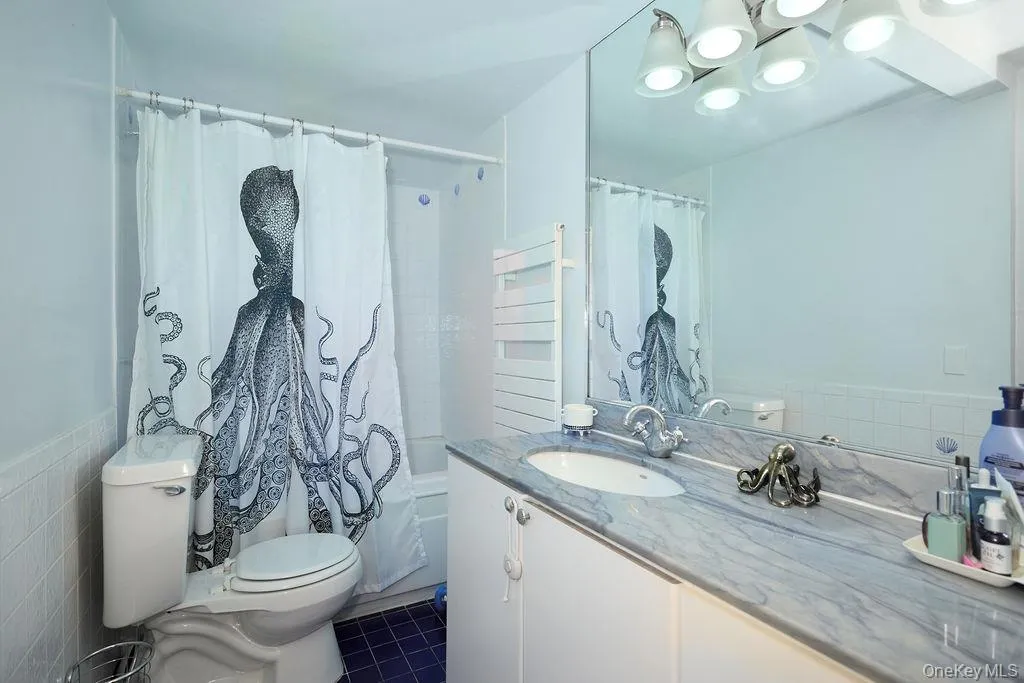 45 Linwood Road, New Rochelle, NY, 4 Bedrooms Bedrooms, 9 Rooms Rooms,3 BathroomsBathrooms,Residential Lease,For Rent,Linwood,0,998367 45 Linwood Road, New Rochelle, NY, 4 Bedrooms Bedrooms, 9 Rooms Rooms,3 BathroomsBathrooms,Residential Lease,For Rent,Linwood,0,998367