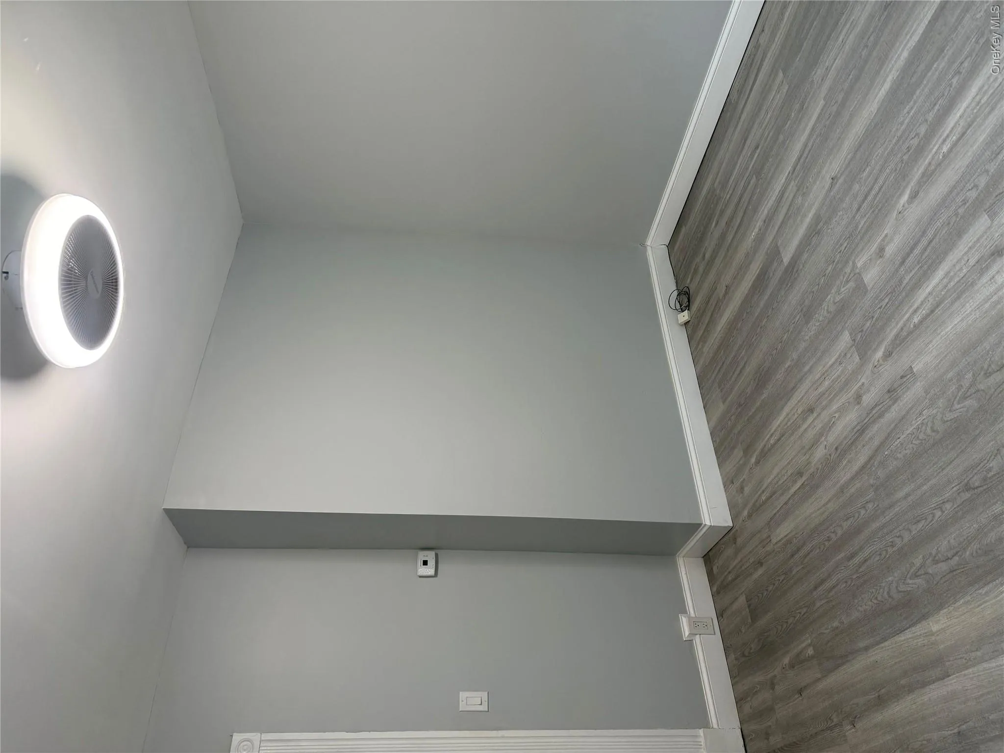 318 Earle Avenue, Hempstead, NY, 1 Bedroom Bedrooms, 3 Rooms Rooms,1 BathroomBathrooms,Residential Lease,For Rent,Earle,0,998372 318 Earle Avenue, Hempstead, NY, 1 Bedroom Bedrooms, 3 Rooms Rooms,1 BathroomBathrooms,Residential Lease,For Rent,Earle,0,998372