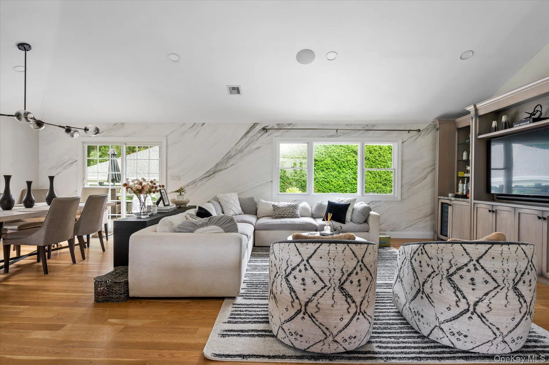 22 Beaumont Drive, Huntington, NY, 7 Bedrooms Bedrooms, 12 Rooms Rooms,3 BathroomsBathrooms,Residential,For Rent,Beaumont,0,998374 22 Beaumont Drive, Huntington, NY, 7 Bedrooms Bedrooms, 12 Rooms Rooms,3 BathroomsBathrooms,Residential,For Rent,Beaumont,0,998374