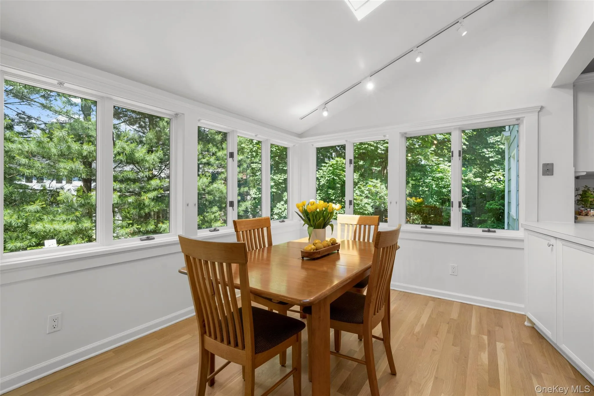 4 Bryson Street, Mamaroneck, NY, 4 Bedrooms Bedrooms, 9 Rooms Rooms,2 BathroomsBathrooms,Residential,For Rent,Bryson,0,998377 4 Bryson Street, Mamaroneck, NY, 4 Bedrooms Bedrooms, 9 Rooms Rooms,2 BathroomsBathrooms,Residential,For Rent,Bryson,0,998377