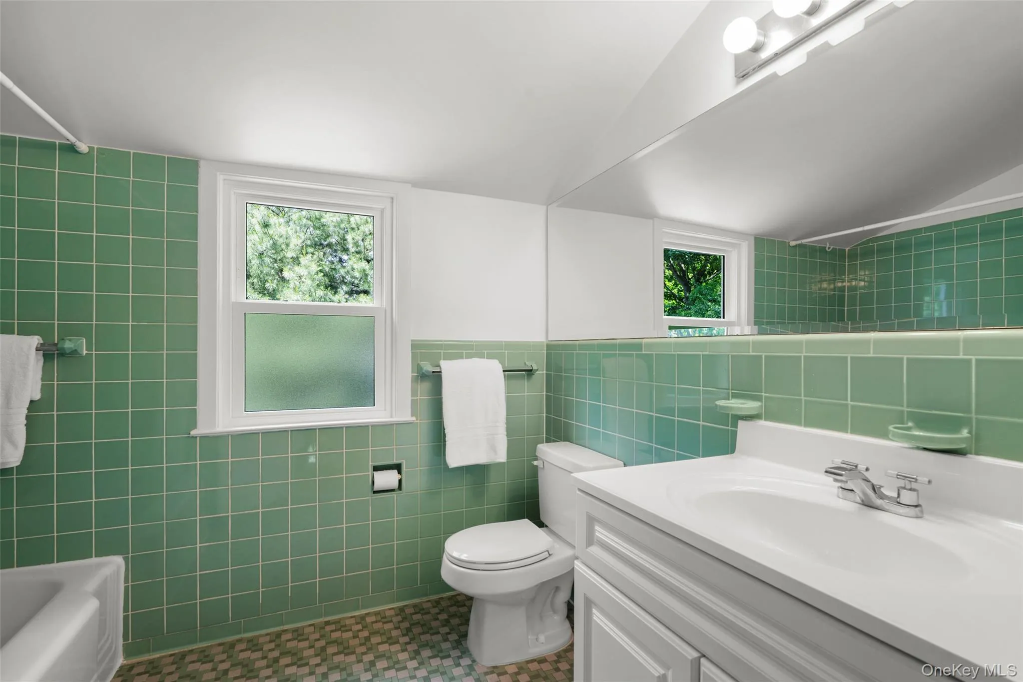 4 Bryson Street, Mamaroneck, NY, 4 Bedrooms Bedrooms, 9 Rooms Rooms,2 BathroomsBathrooms,Residential,For Rent,Bryson,0,998377 4 Bryson Street, Mamaroneck, NY, 4 Bedrooms Bedrooms, 9 Rooms Rooms,2 BathroomsBathrooms,Residential,For Rent,Bryson,0,998377
