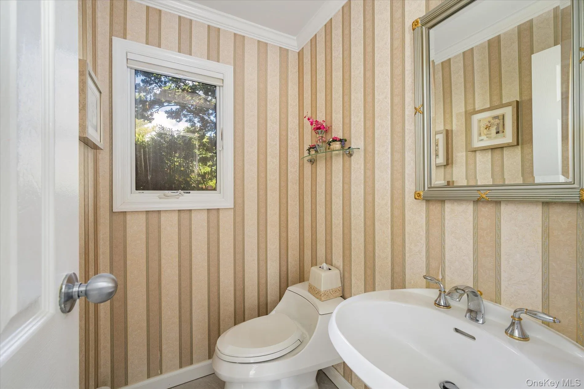 38 Tamara Court, Huntington, NY, 4 Bedrooms Bedrooms, 8 Rooms Rooms,2 BathroomsBathrooms,Residential,For Rent,Tamara,0,998380 38 Tamara Court, Huntington, NY, 4 Bedrooms Bedrooms, 8 Rooms Rooms,2 BathroomsBathrooms,Residential,For Rent,Tamara,0,998380