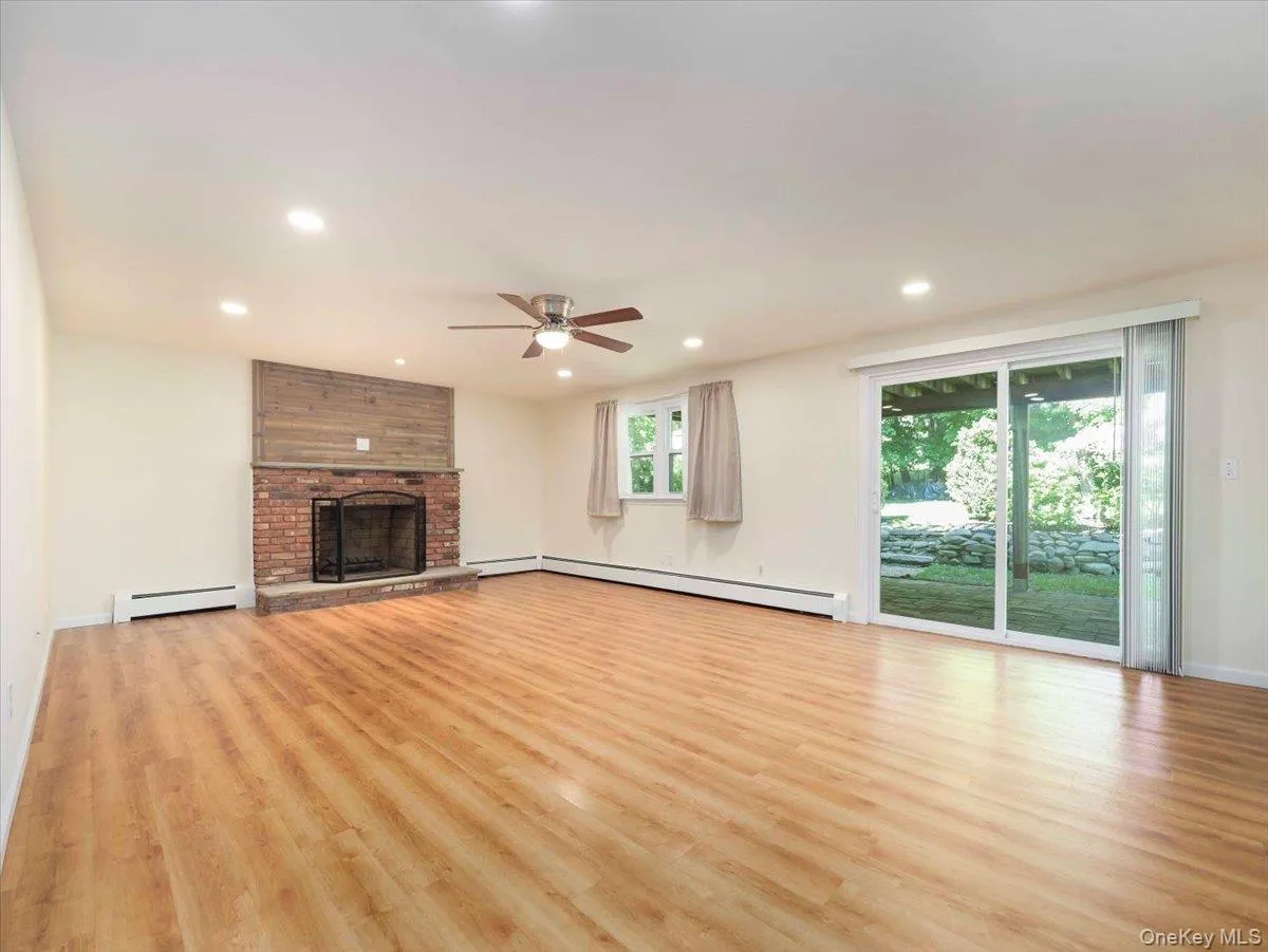 5 Dorchester Avenue, Clarkstown, NY, 4 Bedrooms Bedrooms, 10 Rooms Rooms,3 BathroomsBathrooms,Residential Lease,For Rent,Dorchester,0,998381 5 Dorchester Avenue, Clarkstown, NY, 4 Bedrooms Bedrooms, 10 Rooms Rooms,3 BathroomsBathrooms,Residential Lease,For Rent,Dorchester,0,998381