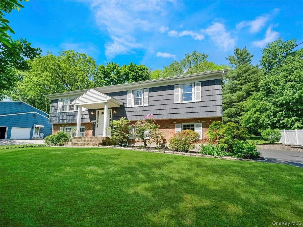 5 Dorchester Avenue, Clarkstown, NY, 4 Bedrooms Bedrooms, 10 Rooms Rooms,3 BathroomsBathrooms,Residential Lease,For Rent,Dorchester,0,998381 5 Dorchester Avenue, Clarkstown, NY, 4 Bedrooms Bedrooms, 10 Rooms Rooms,3 BathroomsBathrooms,Residential Lease,For Rent,Dorchester,0,998381