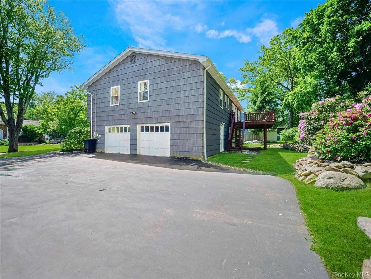 5 Dorchester Avenue, Clarkstown, NY, 4 Bedrooms Bedrooms, 10 Rooms Rooms,3 BathroomsBathrooms,Residential Lease,For Rent,Dorchester,0,998381 5 Dorchester Avenue, Clarkstown, NY, 4 Bedrooms Bedrooms, 10 Rooms Rooms,3 BathroomsBathrooms,Residential Lease,For Rent,Dorchester,0,998381