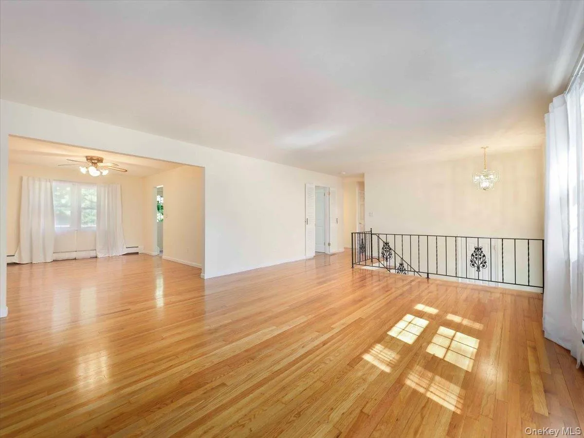 5 Dorchester Avenue, Clarkstown, NY, 4 Bedrooms Bedrooms, 10 Rooms Rooms,3 BathroomsBathrooms,Residential Lease,For Rent,Dorchester,0,998381 5 Dorchester Avenue, Clarkstown, NY, 4 Bedrooms Bedrooms, 10 Rooms Rooms,3 BathroomsBathrooms,Residential Lease,For Rent,Dorchester,0,998381