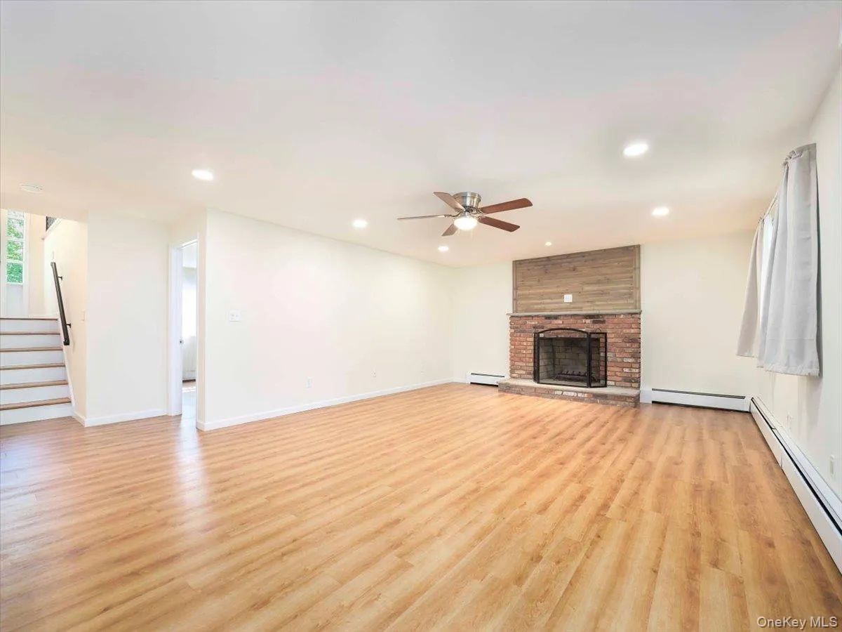 5 Dorchester Avenue, Clarkstown, NY, 4 Bedrooms Bedrooms, 10 Rooms Rooms,3 BathroomsBathrooms,Residential Lease,For Rent,Dorchester,0,998381 5 Dorchester Avenue, Clarkstown, NY, 4 Bedrooms Bedrooms, 10 Rooms Rooms,3 BathroomsBathrooms,Residential Lease,For Rent,Dorchester,0,998381