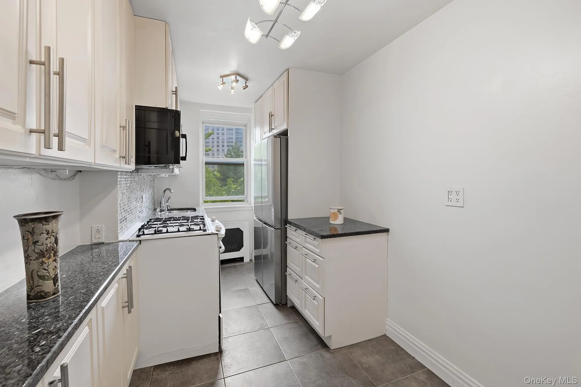 55 Knolls Crescent, New York, NY, 2 Bedrooms Bedrooms, 3 Rooms Rooms,1 BathroomBathrooms,Residential Sale,For Rent,Knolls,0,998383 55 Knolls Crescent, New York, NY, 2 Bedrooms Bedrooms, 3 Rooms Rooms,1 BathroomBathrooms,Residential Sale,For Rent,Knolls,0,998383