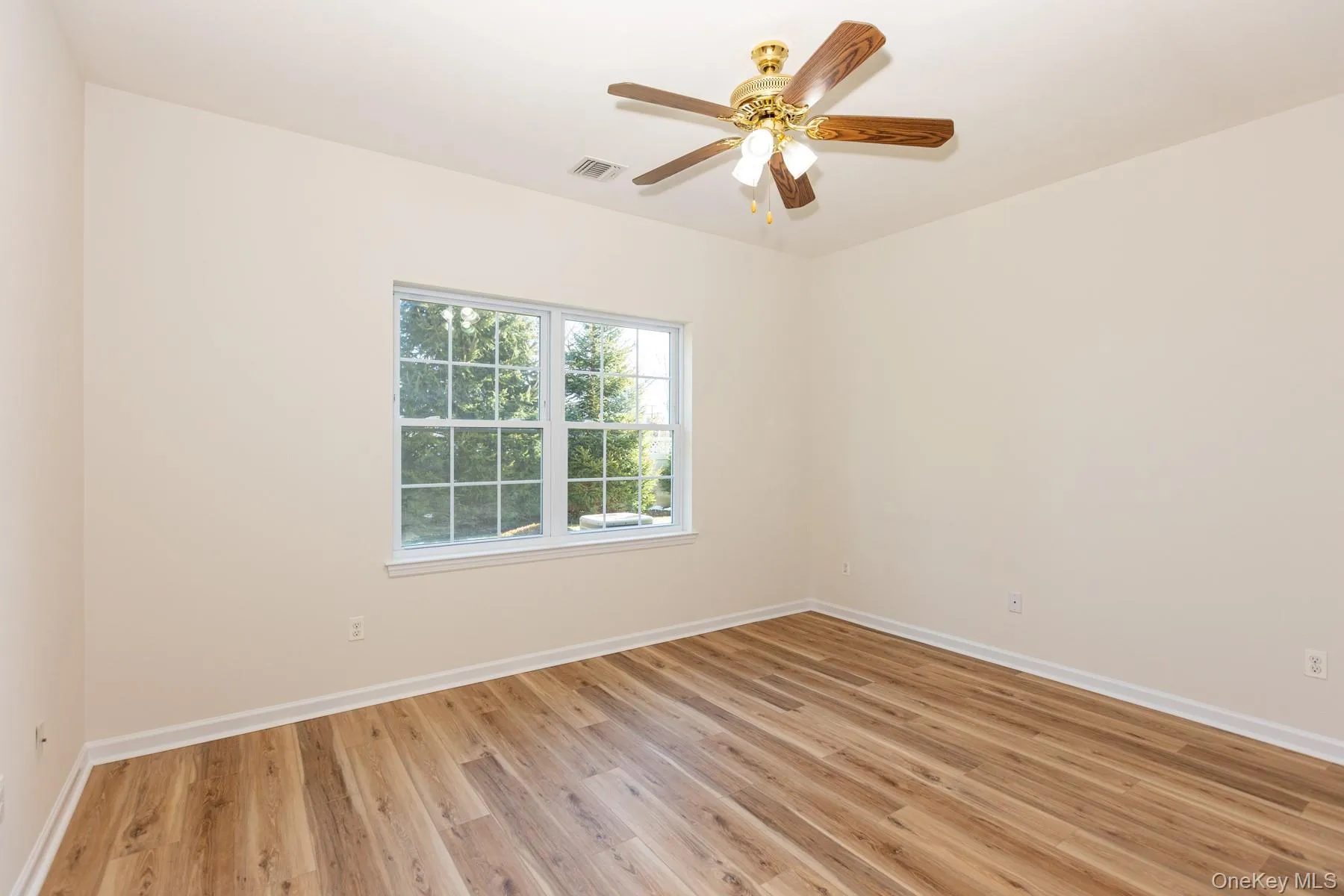 975 Main Street, Babylon, NY, 2 Bedrooms Bedrooms, 5 Rooms Rooms,2 BathroomsBathrooms,Residential Lease,For Rent,Main,0,998386 975 Main Street, Babylon, NY, 2 Bedrooms Bedrooms, 5 Rooms Rooms,2 BathroomsBathrooms,Residential Lease,For Rent,Main,0,998386