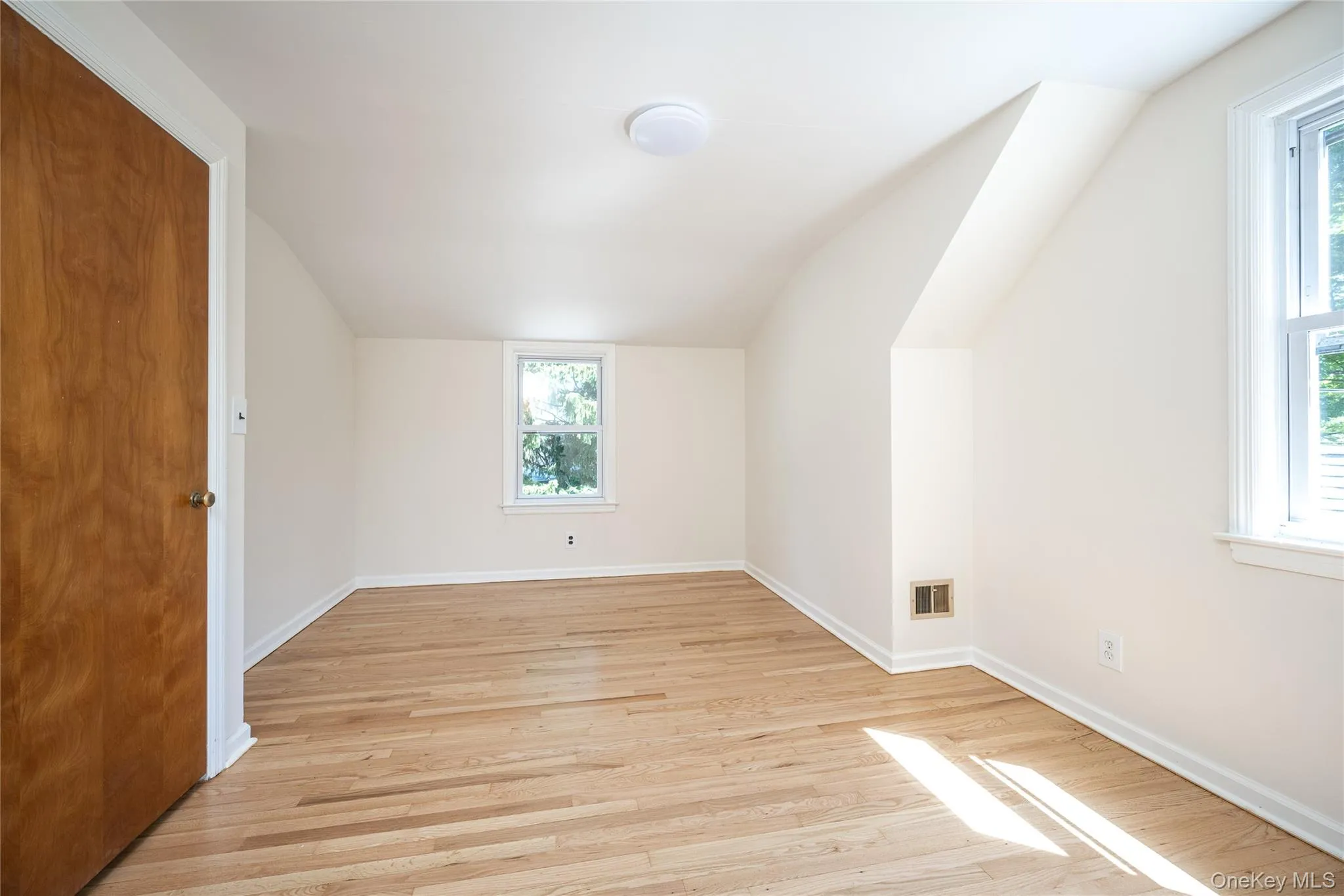 4 Grove Street, Greenburgh, NY, 3 Bedrooms Bedrooms, 6 Rooms Rooms,2 BathroomsBathrooms,Residential,For Rent,Grove,0,998389 4 Grove Street, Greenburgh, NY, 3 Bedrooms Bedrooms, 6 Rooms Rooms,2 BathroomsBathrooms,Residential,For Rent,Grove,0,998389