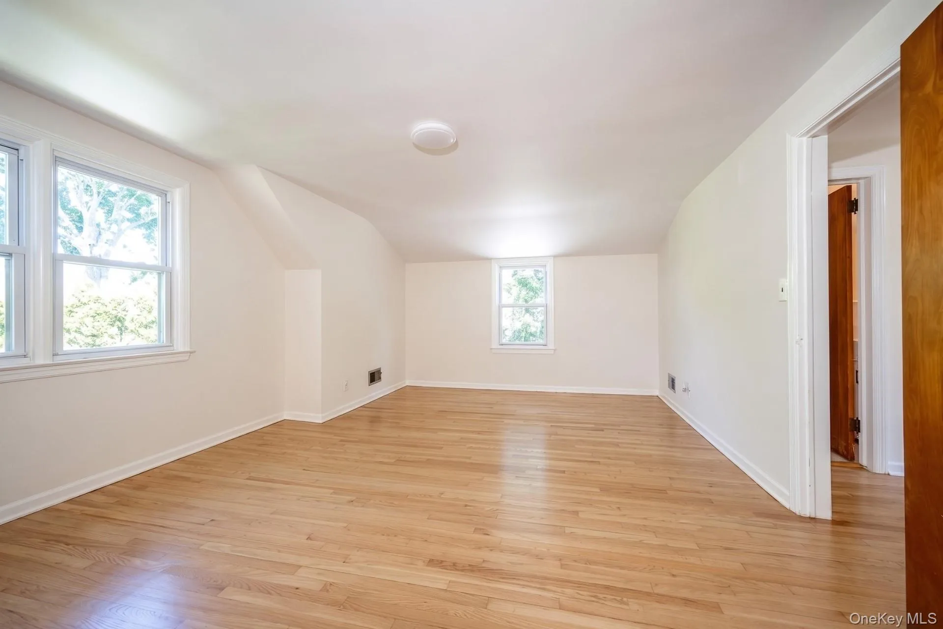 4 Grove Street, Greenburgh, NY, 3 Bedrooms Bedrooms, 6 Rooms Rooms,2 BathroomsBathrooms,Residential,For Rent,Grove,0,998389 4 Grove Street, Greenburgh, NY, 3 Bedrooms Bedrooms, 6 Rooms Rooms,2 BathroomsBathrooms,Residential,For Rent,Grove,0,998389
