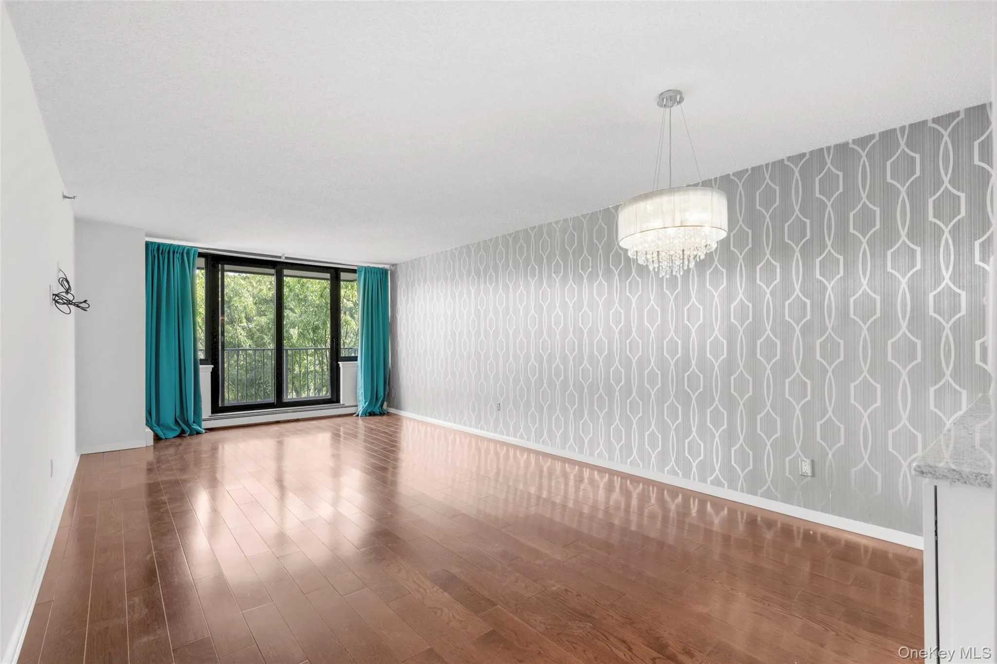 25 Rockledge Avenue, White Plains, NY, 1 Bedroom Bedrooms, 4 Rooms Rooms,1 BathroomBathrooms,Residential Lease,For Rent,Rockledge Avenue,0,998396 25 Rockledge Avenue, White Plains, NY, 1 Bedroom Bedrooms, 4 Rooms Rooms,1 BathroomBathrooms,Residential Lease,For Rent,Rockledge Avenue,0,998396
