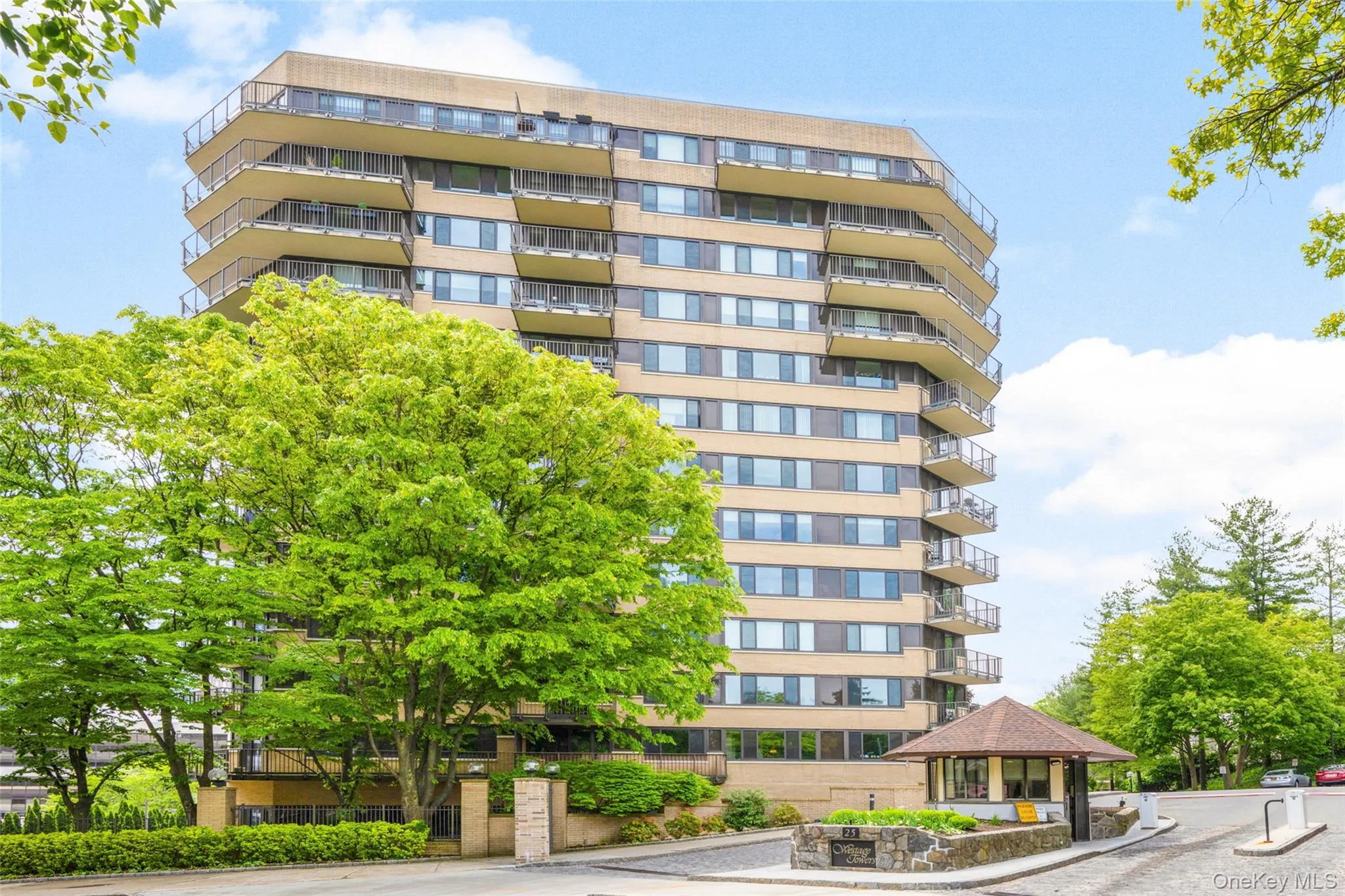 25 Rockledge Avenue, White Plains, NY, 1 Bedroom Bedrooms, 4 Rooms Rooms,1 BathroomBathrooms,Residential Lease,For Rent,Rockledge Avenue,0,998396 25 Rockledge Avenue, White Plains, NY, 1 Bedroom Bedrooms, 4 Rooms Rooms,1 BathroomBathrooms,Residential Lease,For Rent,Rockledge Avenue,0,998396