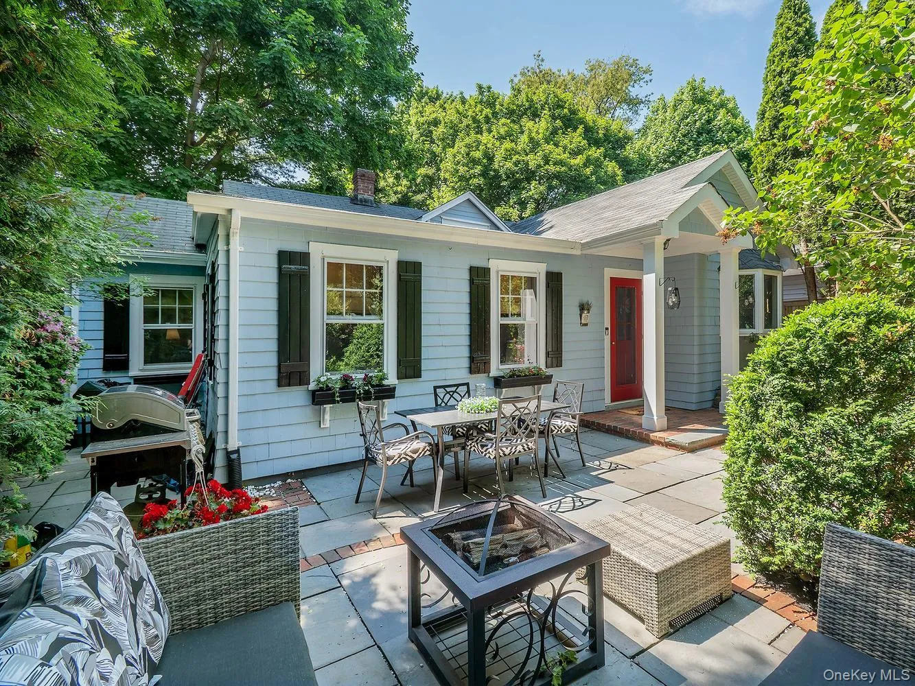 41 High Street, Oyster Bay, NY, 2 Bedrooms Bedrooms, 5 Rooms Rooms,2 BathroomsBathrooms,Residential,For Rent,High,0,998397 41 High Street, Oyster Bay, NY, 2 Bedrooms Bedrooms, 5 Rooms Rooms,2 BathroomsBathrooms,Residential,For Rent,High,0,998397