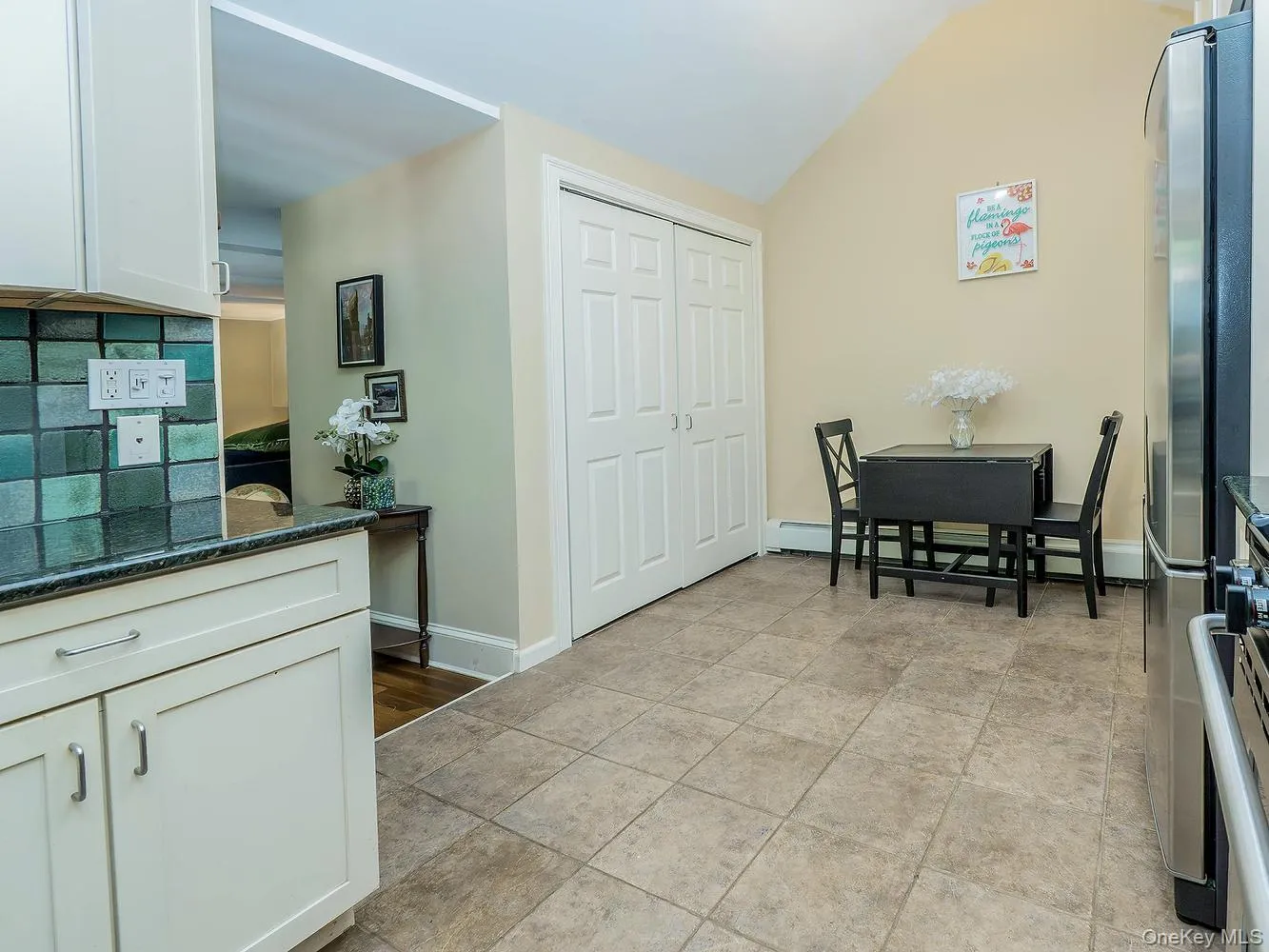 41 High Street, Oyster Bay, NY, 2 Bedrooms Bedrooms, 5 Rooms Rooms,2 BathroomsBathrooms,Residential,For Rent,High,0,998397 41 High Street, Oyster Bay, NY, 2 Bedrooms Bedrooms, 5 Rooms Rooms,2 BathroomsBathrooms,Residential,For Rent,High,0,998397