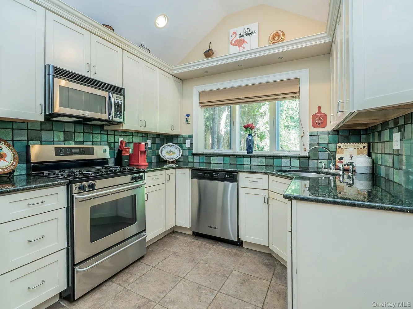 41 High Street, Oyster Bay, NY, 2 Bedrooms Bedrooms, 5 Rooms Rooms,2 BathroomsBathrooms,Residential,For Rent,High,0,998397 41 High Street, Oyster Bay, NY, 2 Bedrooms Bedrooms, 5 Rooms Rooms,2 BathroomsBathrooms,Residential,For Rent,High,0,998397
