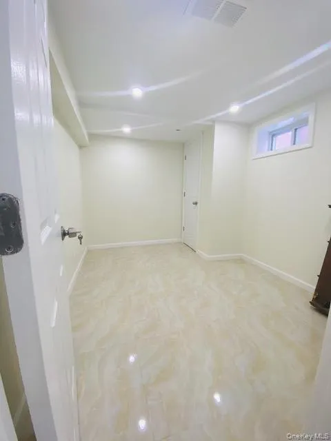 166-12 Union Turnpike, New York, NY, 3 Bedrooms Bedrooms, 6 Rooms Rooms,2 BathroomsBathrooms,Residential Lease,For Rent,Union,0,998400 166-12 Union Turnpike, New York, NY, 3 Bedrooms Bedrooms, 6 Rooms Rooms,2 BathroomsBathrooms,Residential Lease,For Rent,Union,0,998400