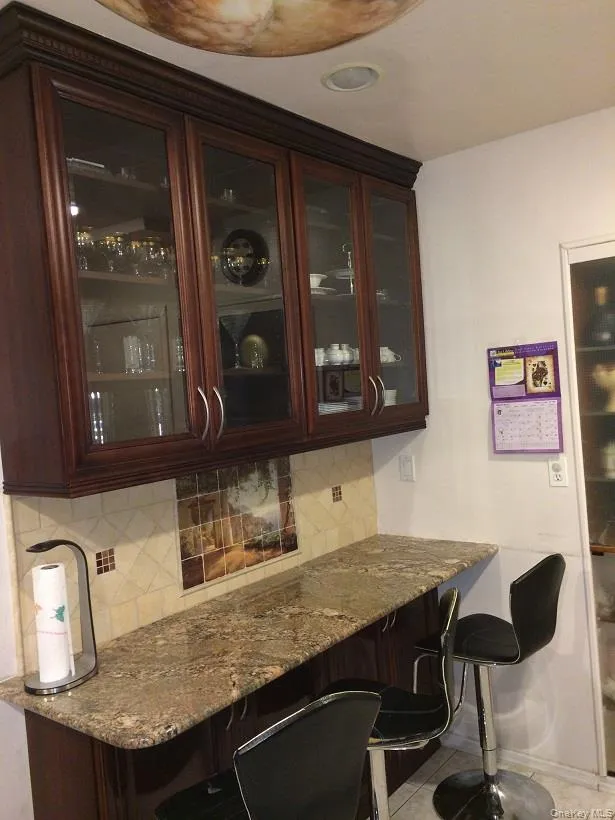 166-12 Union Turnpike, New York, NY, 3 Bedrooms Bedrooms, 6 Rooms Rooms,2 BathroomsBathrooms,Residential Lease,For Rent,Union,0,998400 166-12 Union Turnpike, New York, NY, 3 Bedrooms Bedrooms, 6 Rooms Rooms,2 BathroomsBathrooms,Residential Lease,For Rent,Union,0,998400
