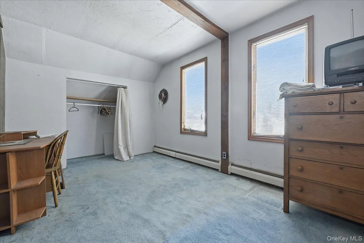 418 Myrtle Avenue, Islip, NY, 4 Bedrooms Bedrooms, 8 Rooms Rooms,2 BathroomsBathrooms,Residential,For Rent,Myrtle,0,998406 418 Myrtle Avenue, Islip, NY, 4 Bedrooms Bedrooms, 8 Rooms Rooms,2 BathroomsBathrooms,Residential,For Rent,Myrtle,0,998406