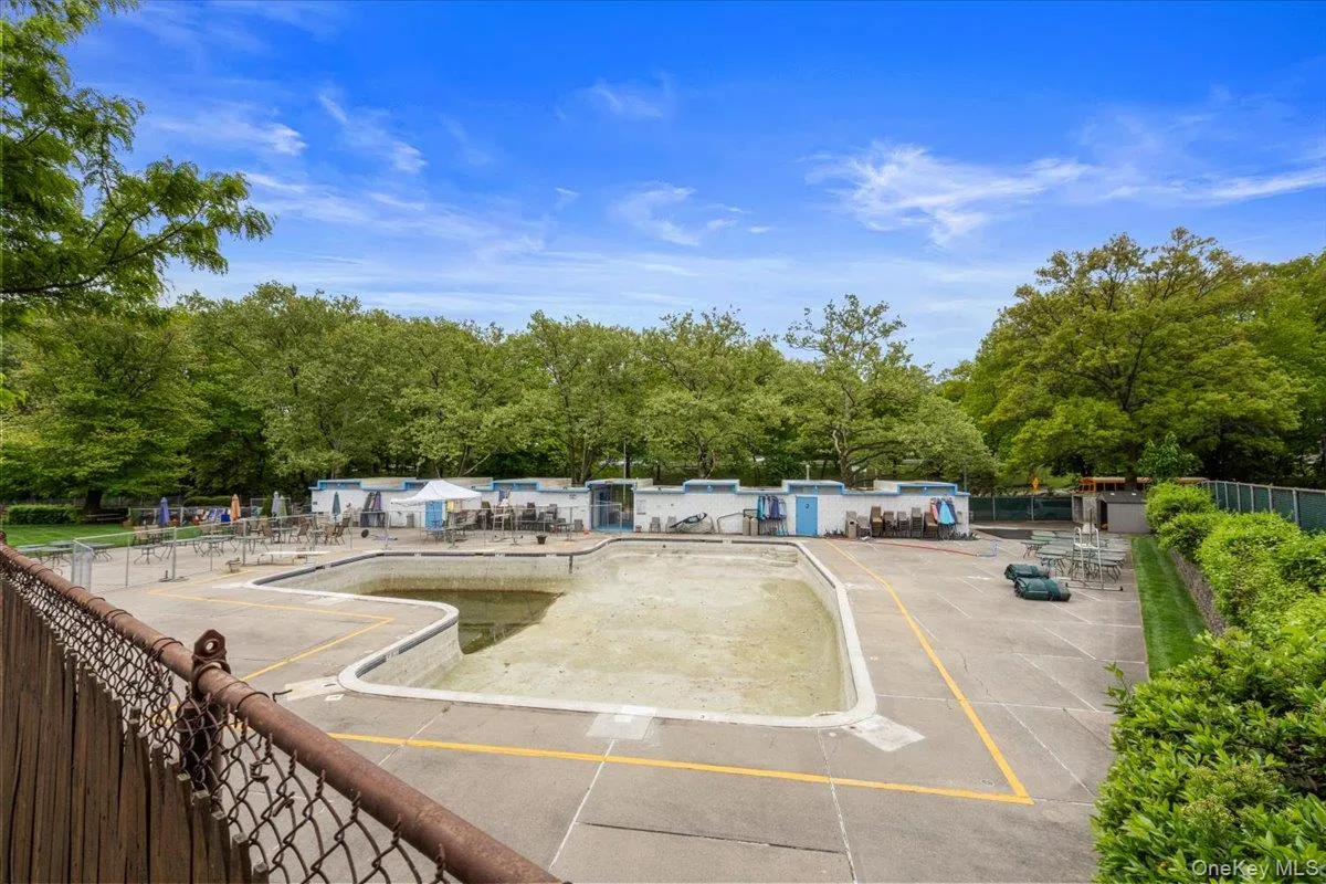 seasonal swimming pool- FREE for residents . seasonal swimming pool- FREE for residents .