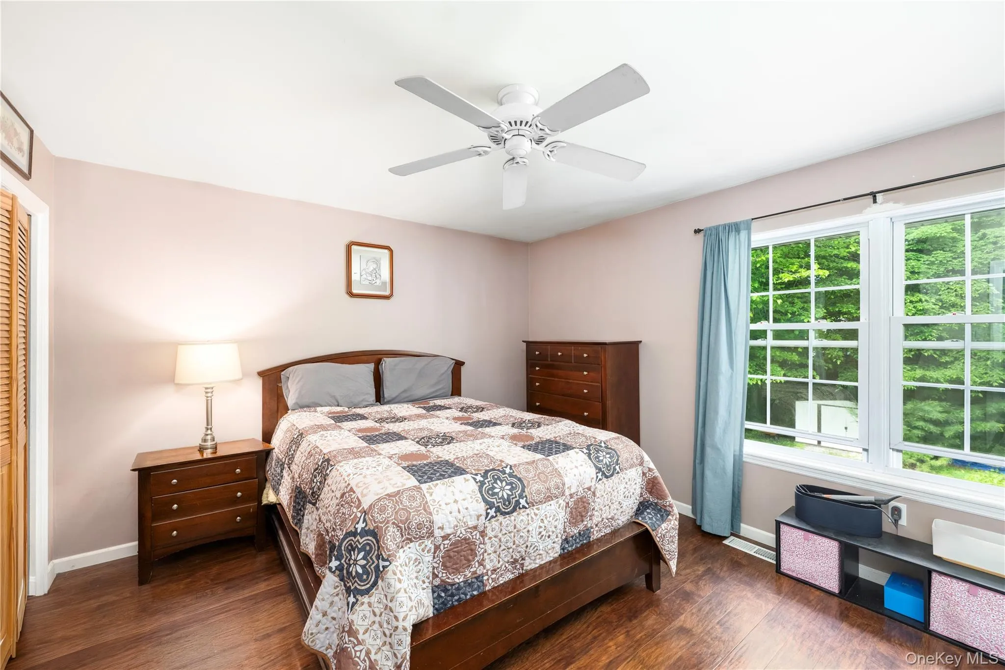 Spacious primary bedroom Spacious primary bedroom