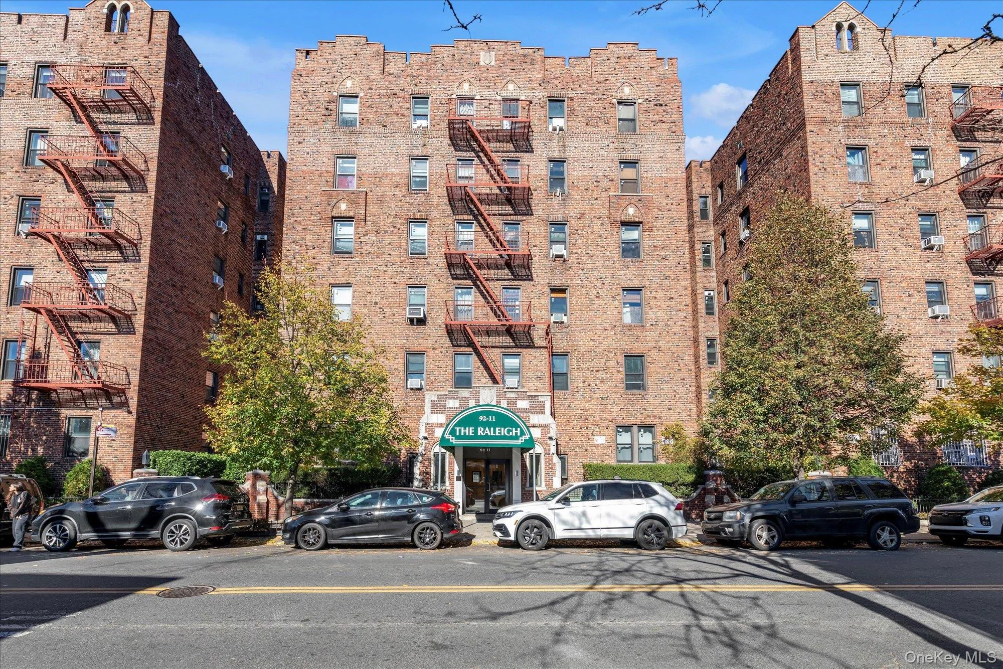 92-11 35th Avenue, New York, NY, 2 Bedrooms Bedrooms, 5 Rooms Rooms,1 BathroomBathrooms,Residential,For Rent,35th,0,998413 92-11 35th Avenue, New York, NY, 2 Bedrooms Bedrooms, 5 Rooms Rooms,1 BathroomBathrooms,Residential,For Rent,35th,0,998413
