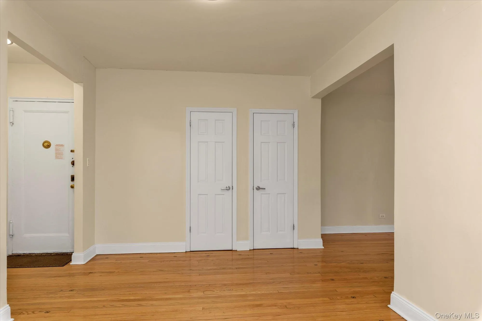 92-11 35th Avenue, New York, NY, 2 Bedrooms Bedrooms, 5 Rooms Rooms,1 BathroomBathrooms,Residential,For Rent,35th,0,998413 92-11 35th Avenue, New York, NY, 2 Bedrooms Bedrooms, 5 Rooms Rooms,1 BathroomBathrooms,Residential,For Rent,35th,0,998413