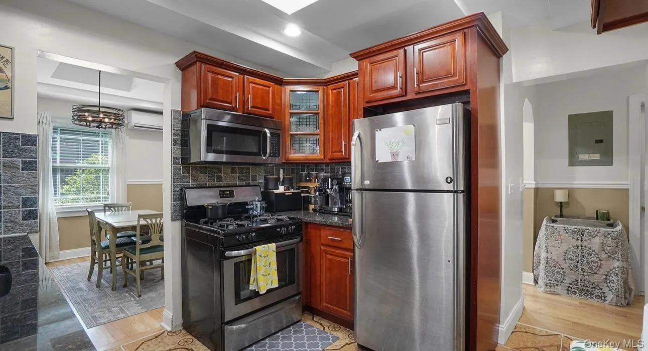 172-17 Amelia Road, New York, NY, 4 Bedrooms Bedrooms, 9 Rooms Rooms,3 BathroomsBathrooms,Residential,For Rent,Amelia,0,998416 172-17 Amelia Road, New York, NY, 4 Bedrooms Bedrooms, 9 Rooms Rooms,3 BathroomsBathrooms,Residential,For Rent,Amelia,0,998416