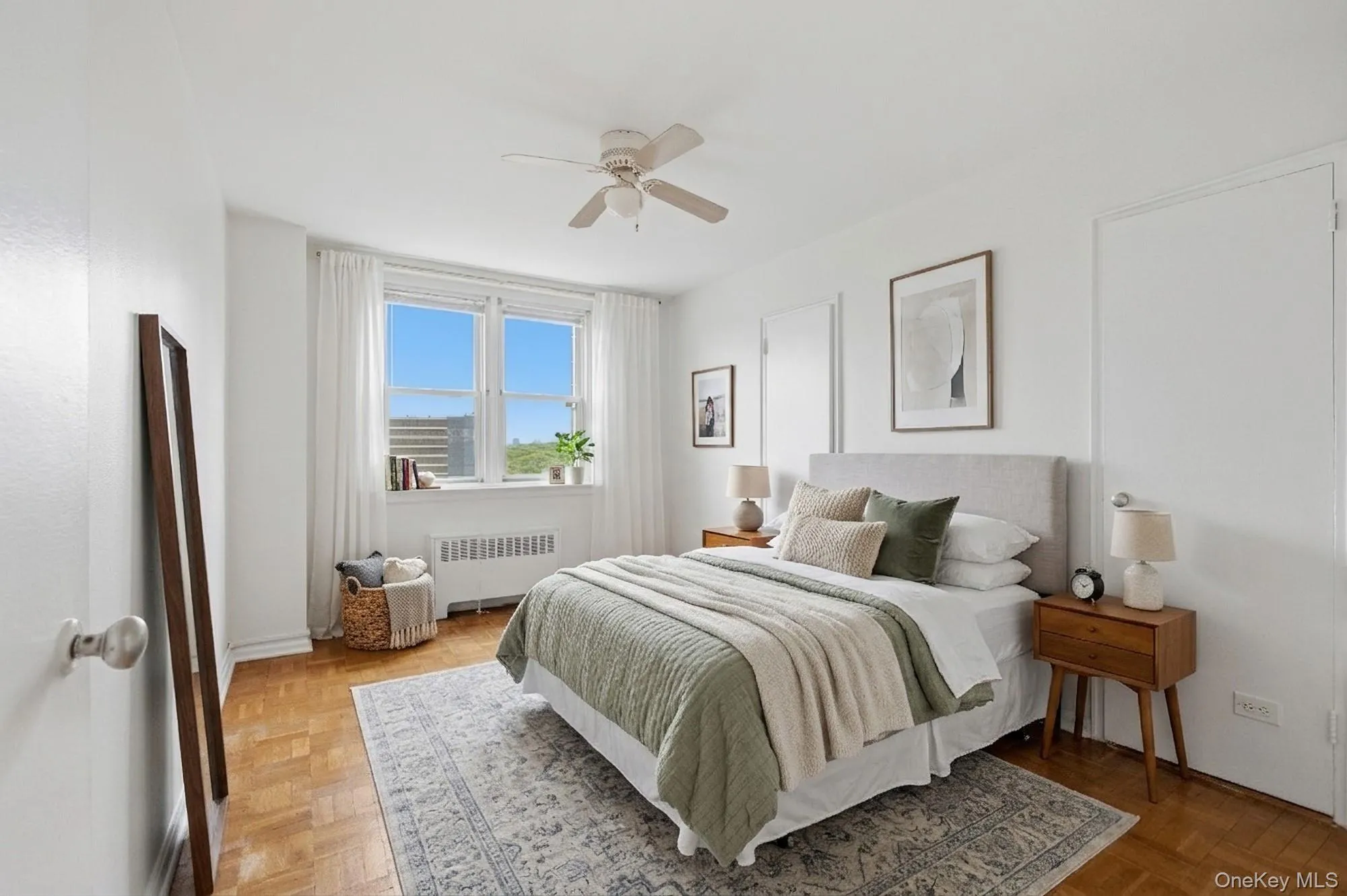 25 Knolls Crescent, New York, NY, 2 Bedrooms Bedrooms, 3 Rooms Rooms,1 BathroomBathrooms,Residential Sale,For Rent,Knolls,0,998421 25 Knolls Crescent, New York, NY, 2 Bedrooms Bedrooms, 3 Rooms Rooms,1 BathroomBathrooms,Residential Sale,For Rent,Knolls,0,998421
