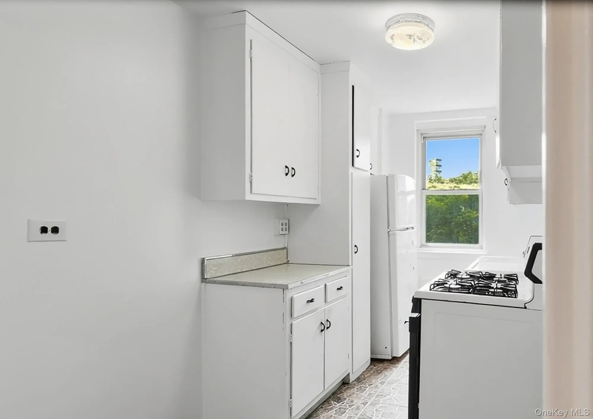 25 Knolls Crescent, New York, NY, 2 Bedrooms Bedrooms, 3 Rooms Rooms,1 BathroomBathrooms,Residential Sale,For Rent,Knolls,0,998421 25 Knolls Crescent, New York, NY, 2 Bedrooms Bedrooms, 3 Rooms Rooms,1 BathroomBathrooms,Residential Sale,For Rent,Knolls,0,998421