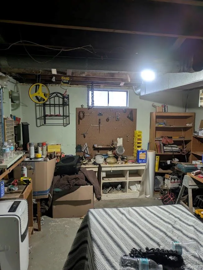 44 Commonwealth Avenue, Middletown, NY, 3 Bedrooms Bedrooms, 6 Rooms Rooms,1 BathroomBathrooms,Residential Sale,For Rent,Commonwealth,0,998424 44 Commonwealth Avenue, Middletown, NY, 3 Bedrooms Bedrooms, 6 Rooms Rooms,1 BathroomBathrooms,Residential Sale,For Rent,Commonwealth,0,998424