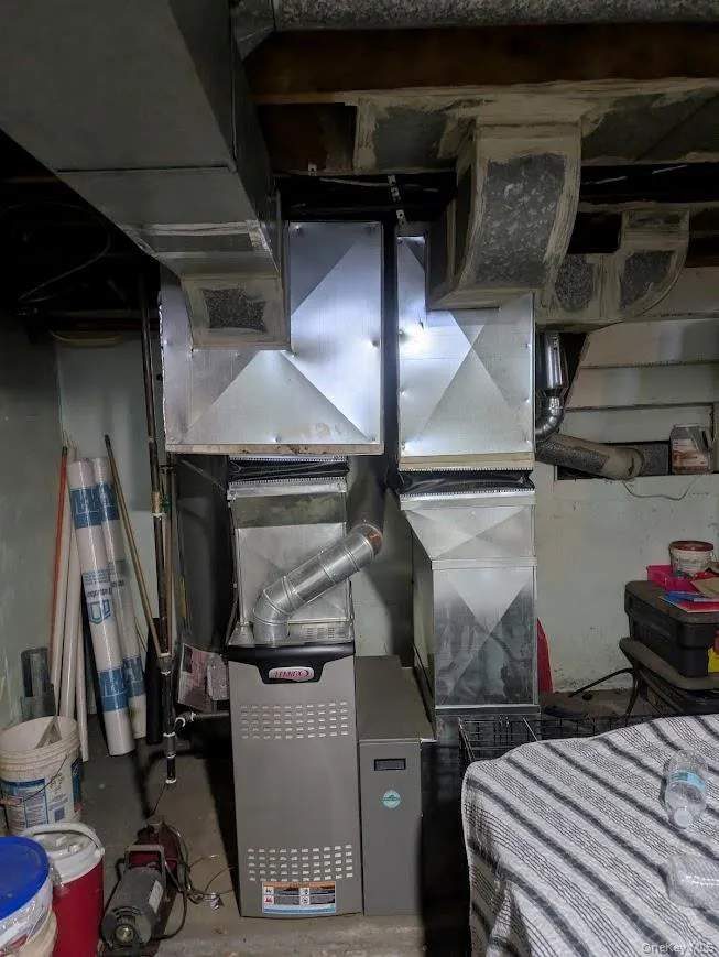 44 Commonwealth Avenue, Middletown, NY, 3 Bedrooms Bedrooms, 6 Rooms Rooms,1 BathroomBathrooms,Residential Sale,For Rent,Commonwealth,0,998424 44 Commonwealth Avenue, Middletown, NY, 3 Bedrooms Bedrooms, 6 Rooms Rooms,1 BathroomBathrooms,Residential Sale,For Rent,Commonwealth,0,998424