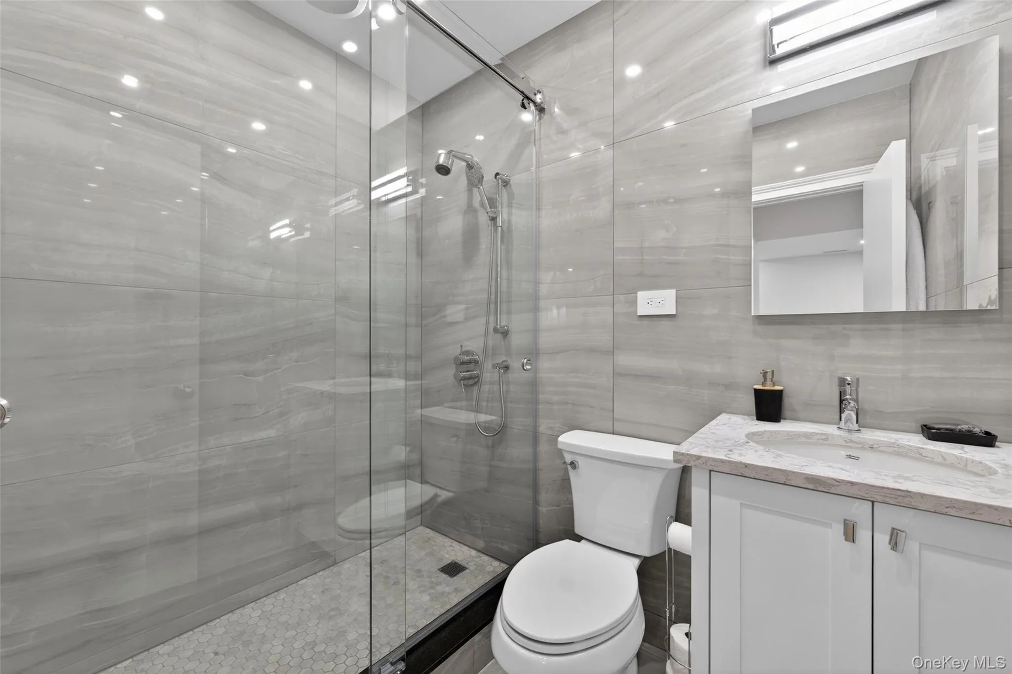 15 Cambridge Avenue, Yonkers, NY, 3 Bedrooms Bedrooms, 10 Rooms Rooms,2 BathroomsBathrooms,Residential,For Rent,Cambridge,0,998427 15 Cambridge Avenue, Yonkers, NY, 3 Bedrooms Bedrooms, 10 Rooms Rooms,2 BathroomsBathrooms,Residential,For Rent,Cambridge,0,998427