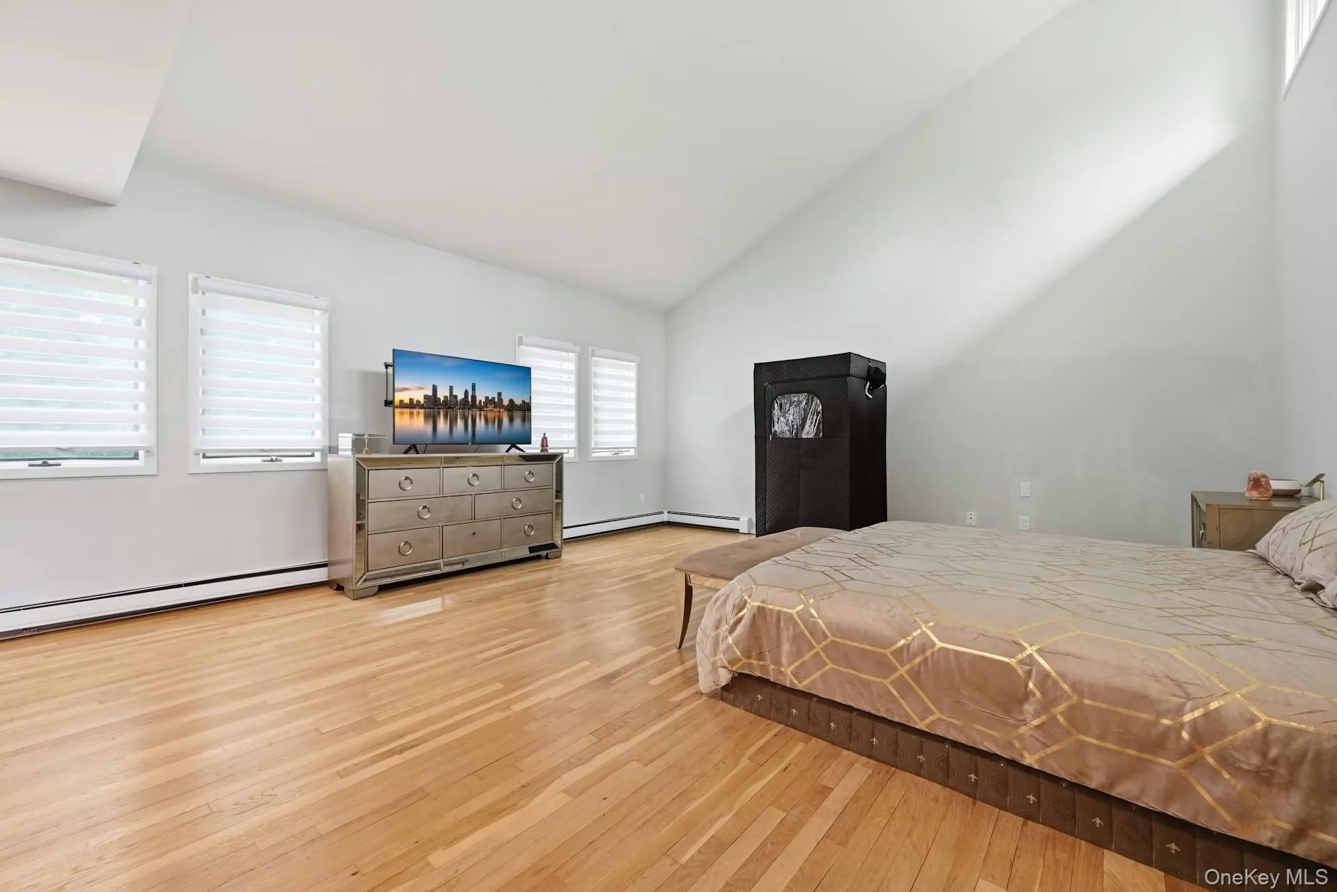 31 Sherwood Gate, Oyster Bay, NY, 5 Bedrooms Bedrooms, 11 Rooms Rooms,4 BathroomsBathrooms,Residential,For Rent,Sherwood Gate,0,998428 31 Sherwood Gate, Oyster Bay, NY, 5 Bedrooms Bedrooms, 11 Rooms Rooms,4 BathroomsBathrooms,Residential,For Rent,Sherwood Gate,0,998428