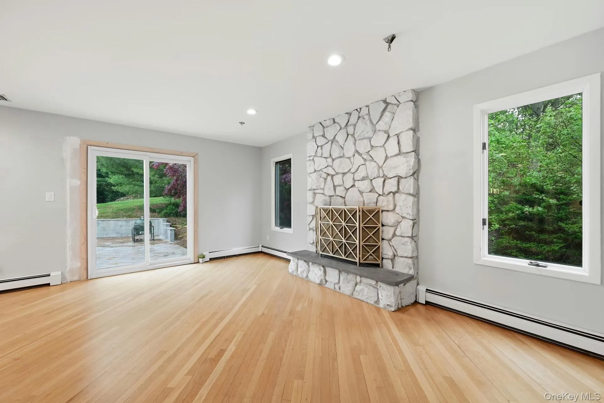 31 Sherwood Gate, Oyster Bay, NY, 5 Bedrooms Bedrooms, 11 Rooms Rooms,4 BathroomsBathrooms,Residential,For Rent,Sherwood Gate,0,998428 31 Sherwood Gate, Oyster Bay, NY, 5 Bedrooms Bedrooms, 11 Rooms Rooms,4 BathroomsBathrooms,Residential,For Rent,Sherwood Gate,0,998428