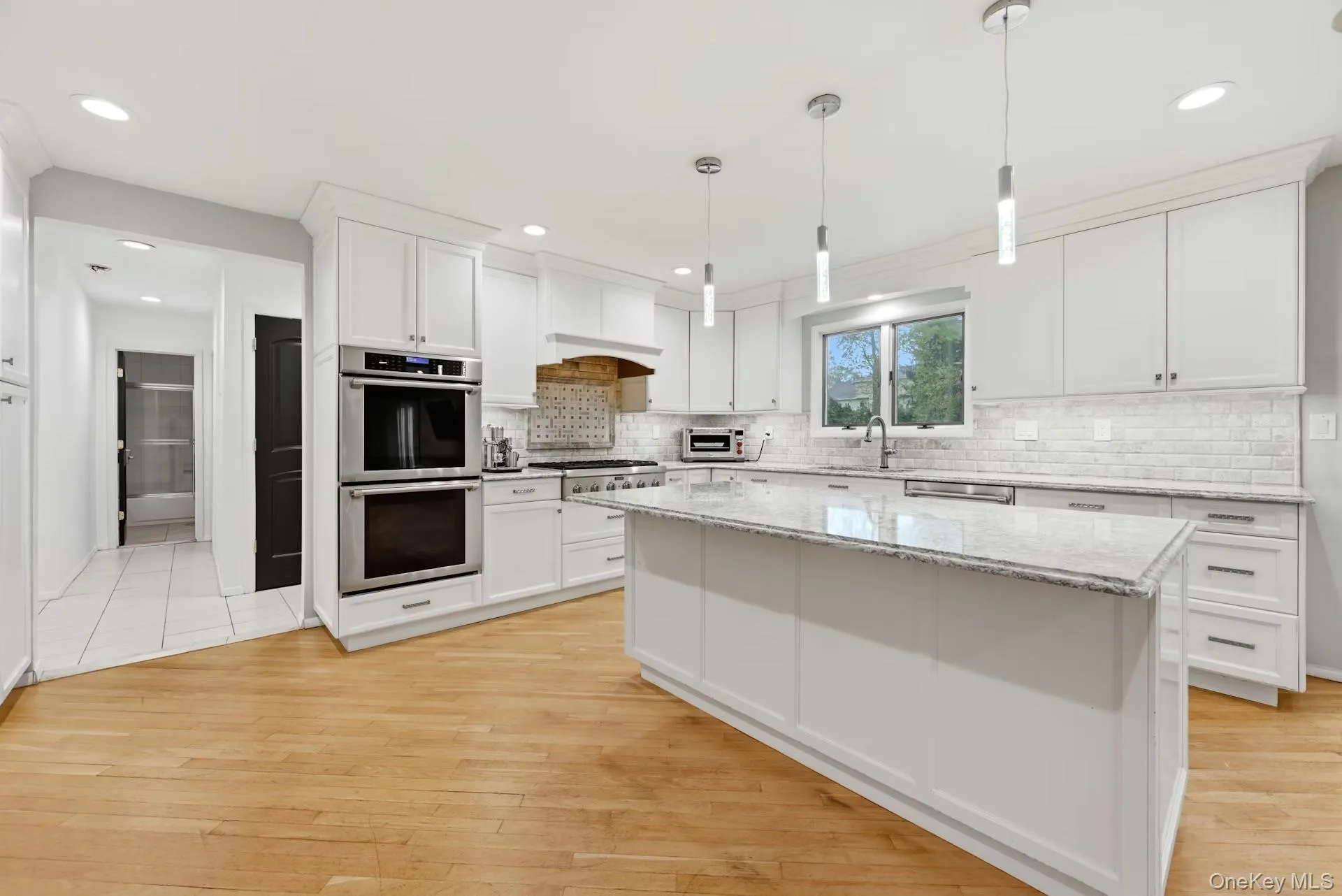 31 Sherwood Gate, Oyster Bay, NY, 5 Bedrooms Bedrooms, 11 Rooms Rooms,4 BathroomsBathrooms,Residential,For Rent,Sherwood Gate,0,998428 31 Sherwood Gate, Oyster Bay, NY, 5 Bedrooms Bedrooms, 11 Rooms Rooms,4 BathroomsBathrooms,Residential,For Rent,Sherwood Gate,0,998428
