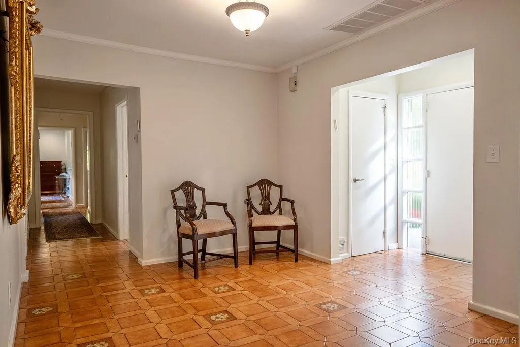 24 Hemlock Drive, North Hempstead, NY, 4 Bedrooms Bedrooms, 8 Rooms Rooms,2 BathroomsBathrooms,Residential,For Rent,Hemlock,0,998434 24 Hemlock Drive, North Hempstead, NY, 4 Bedrooms Bedrooms, 8 Rooms Rooms,2 BathroomsBathrooms,Residential,For Rent,Hemlock,0,998434