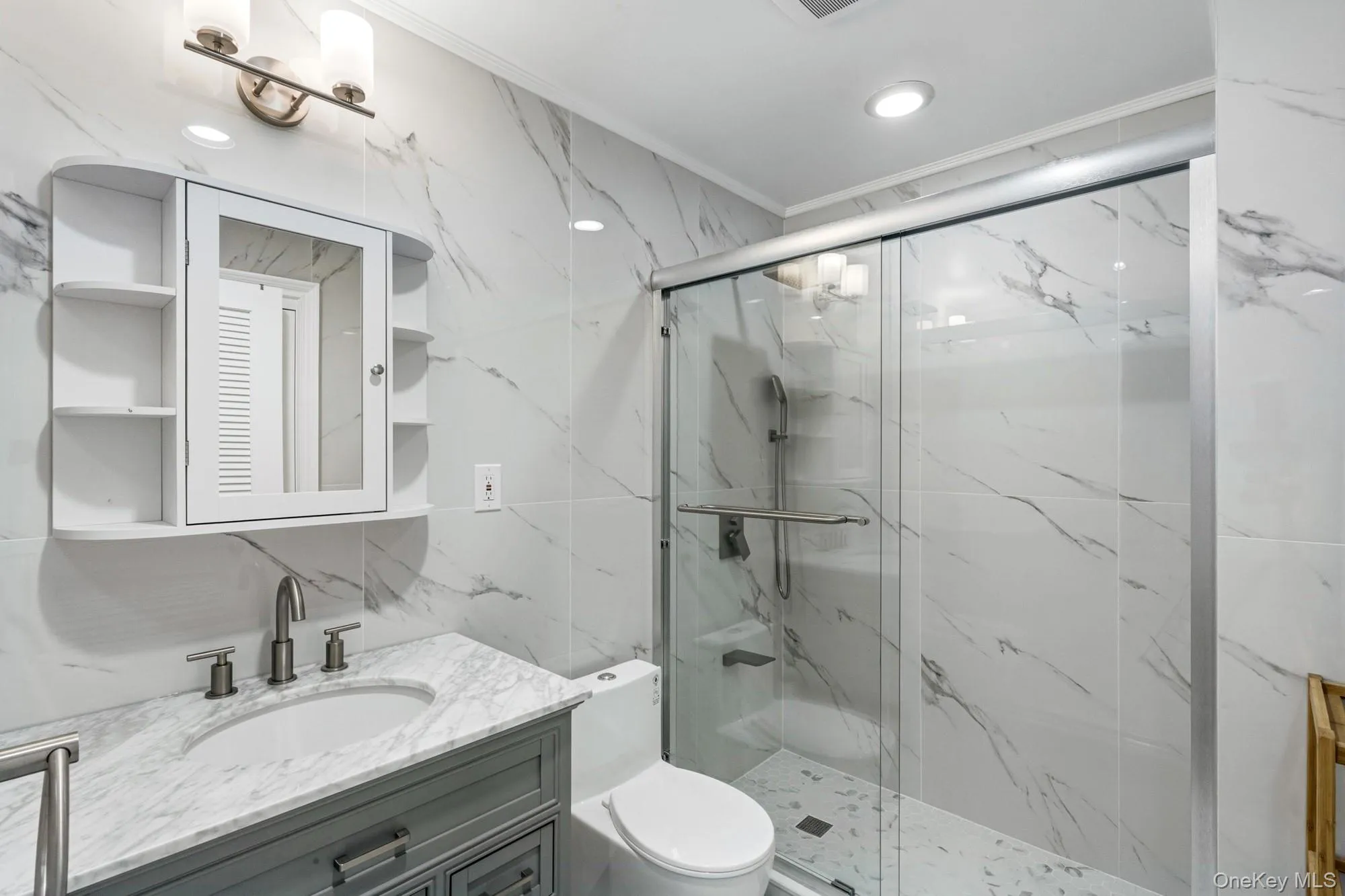 18 Sherwood Lane, North Hempstead, NY, 4 Bedrooms Bedrooms, 8 Rooms Rooms,3 BathroomsBathrooms,Residential,For Rent,Sherwood,0,998436 18 Sherwood Lane, North Hempstead, NY, 4 Bedrooms Bedrooms, 8 Rooms Rooms,3 BathroomsBathrooms,Residential,For Rent,Sherwood,0,998436