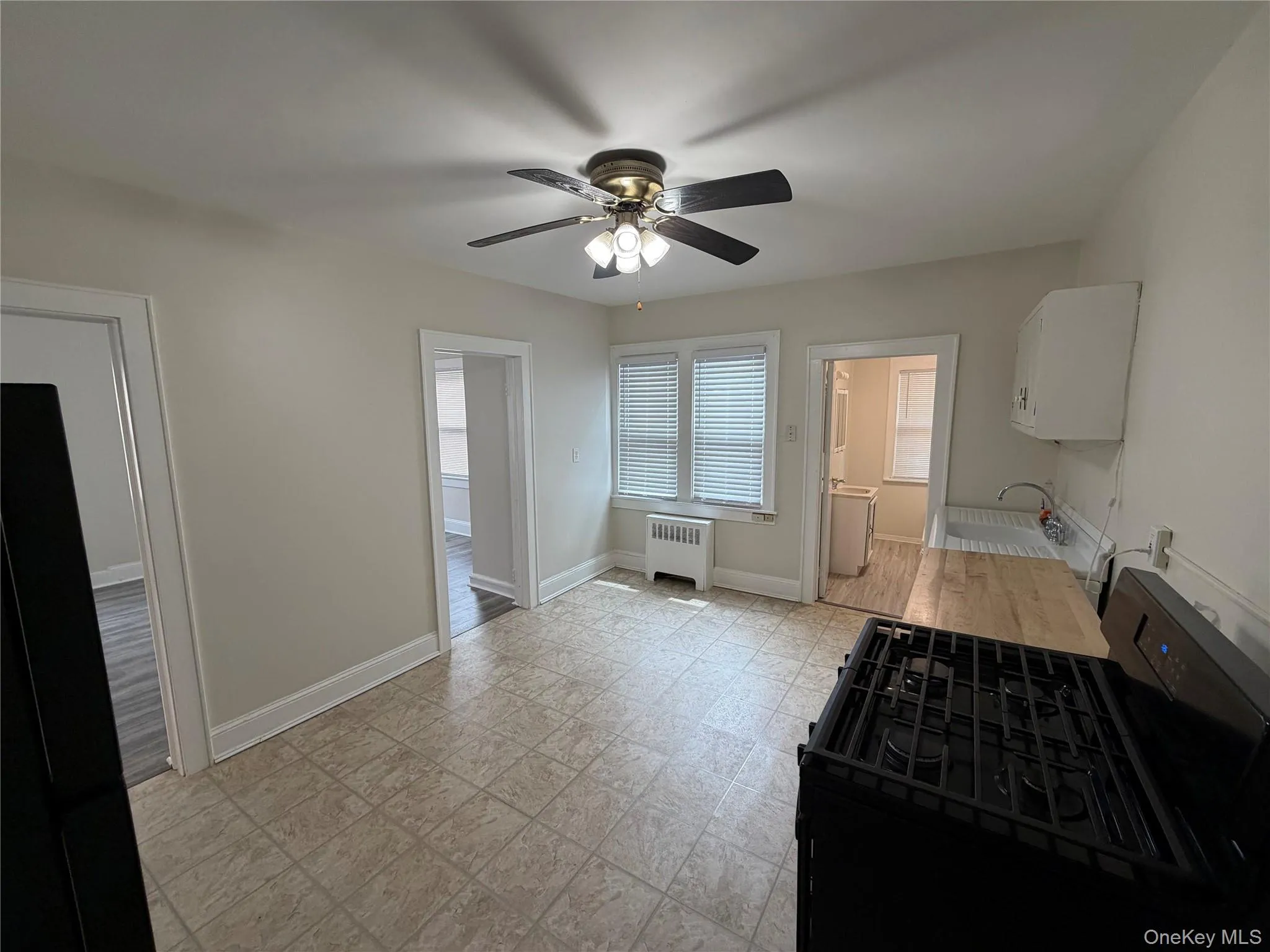14 Franklindale Avenue, Wappinger, NY, 1 Bedroom Bedrooms, 4 Rooms Rooms,1 BathroomBathrooms,Residential Lease,For Rent,Franklindale,0,998440 14 Franklindale Avenue, Wappinger, NY, 1 Bedroom Bedrooms, 4 Rooms Rooms,1 BathroomBathrooms,Residential Lease,For Rent,Franklindale,0,998440
